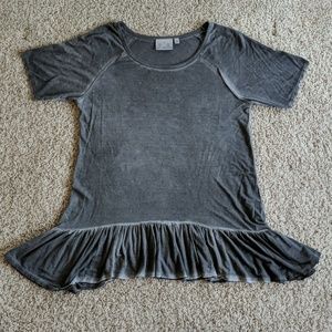 Dantelle grey short sleeve T sz M